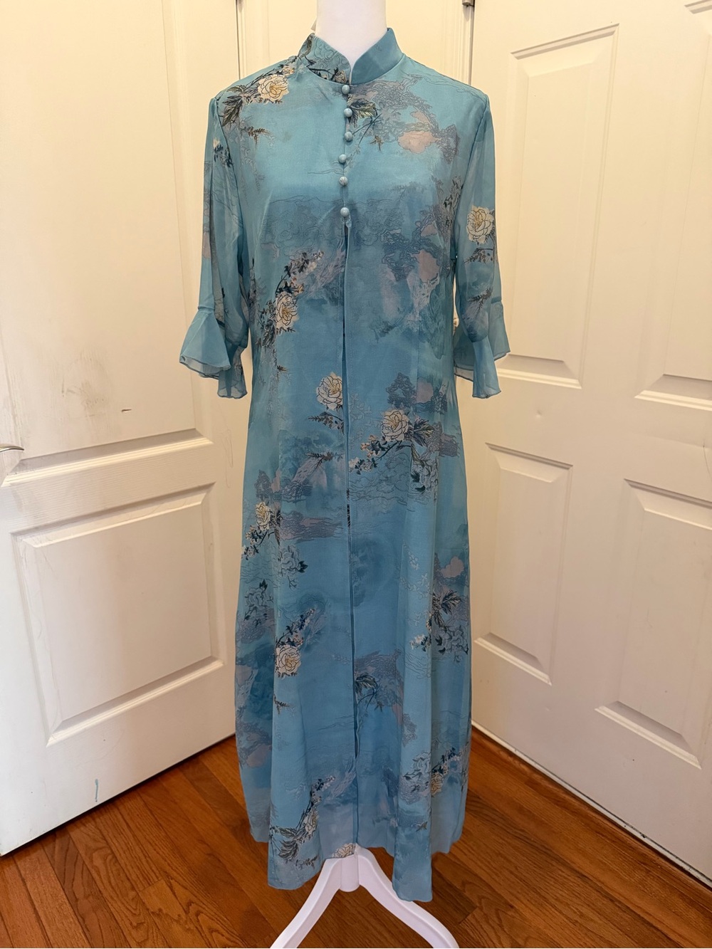 NWT Women’s Vintage Elegant Blue Floral Mandarin Collar Maxi Dress size L